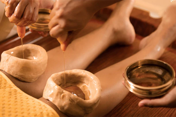 Ayurvedic Janu Vasti therapy procedure